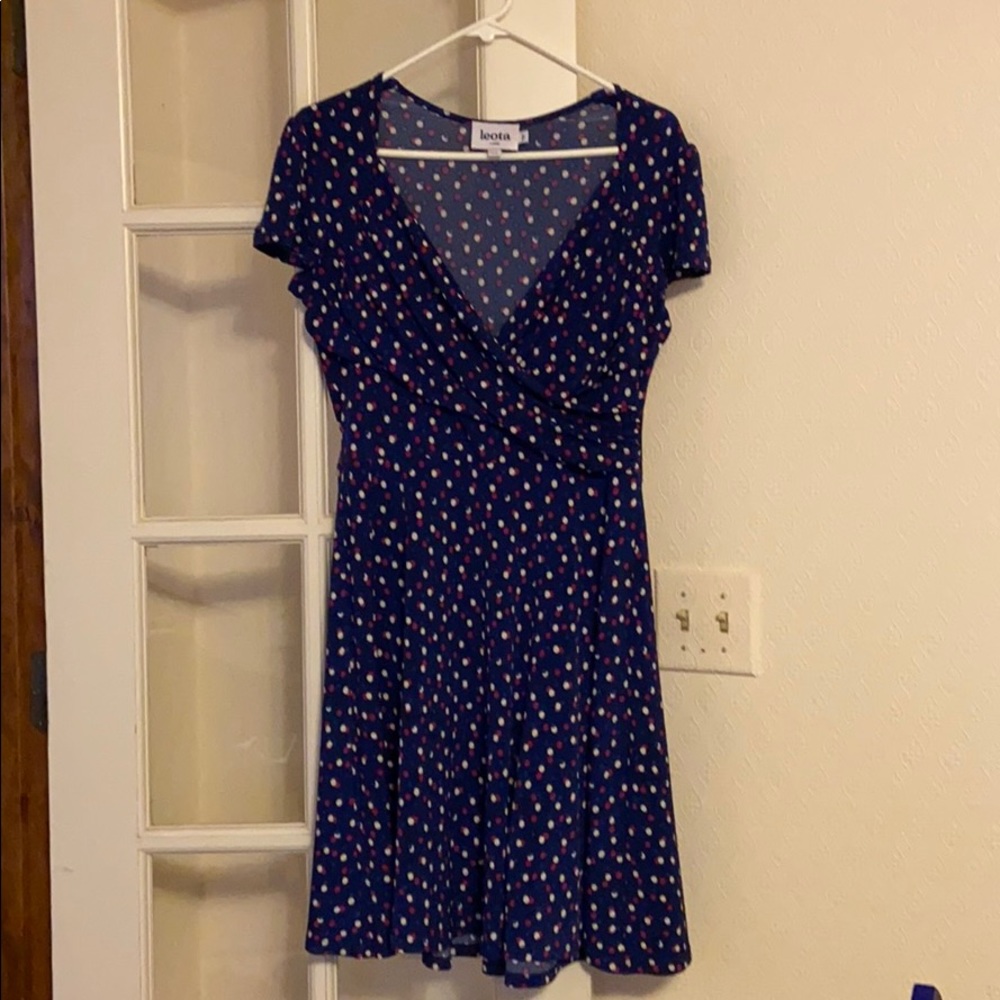 Leota petite large, polka dot dress.